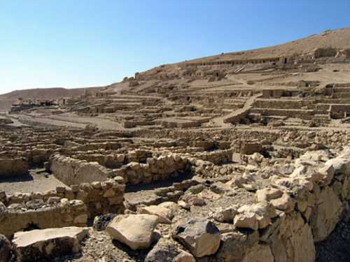 как древний шар со дна черного моря оказался в галерее жуковка арт как древний шар со дна черного моря оказался в галерее жуковка арт